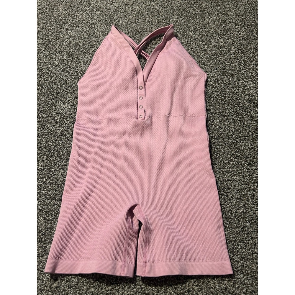 A3 FOREVER 21 Pink Ribbed Halter Neck Bodysuit Romper Shorts Athleisure Size M